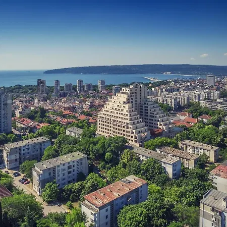 Апартамент 115 Panorama Sea View Варна